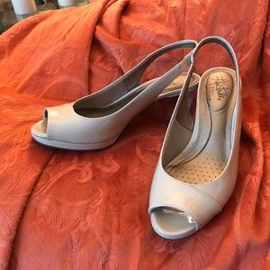 Light Taupe Peep-toe Sling-back heels